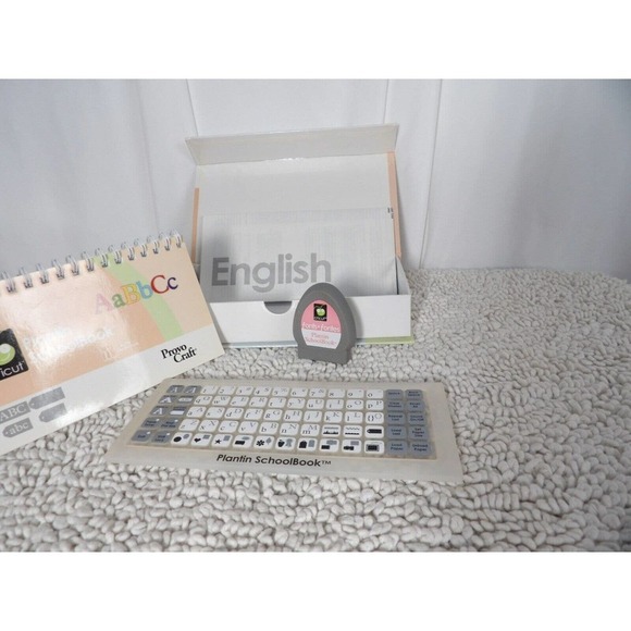 Cricut Cartridge Plantin School Book Link Status Unknown Alphabet Font Shapes - Picture 5 of 6